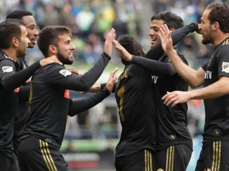 Vela asiste y LAFC obtiene su primer victoria en la MLS