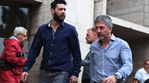 COMPLICADO. Matías junto a su padre Jorge tras salir de prisión tras el último incidente.