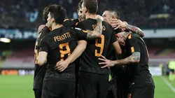 ¡BATACAZO! Roma goleó a domicilio al Nápoli en el derbi del sur de Italia.