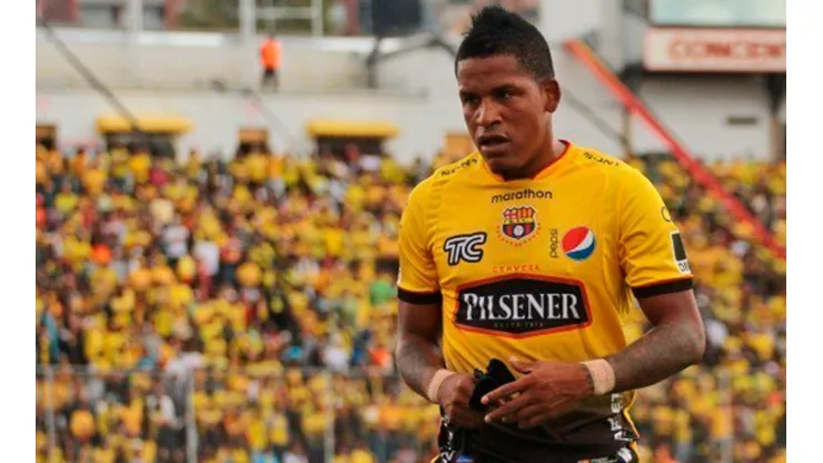 Arroyo deberá esperar para volver a vestir la camiseta de Barcelona.