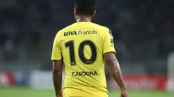 Cardona con la 10 de Boca