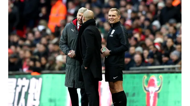 NO TAN AMISTOSO. Guardiola y Wenger se habían cruzado en la final de la Capital One.