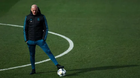 PIENSA, ZIZOU. Zidane tiene un equipo en mente, pero podría cambiarlo si sus jugadores no se recuperan.