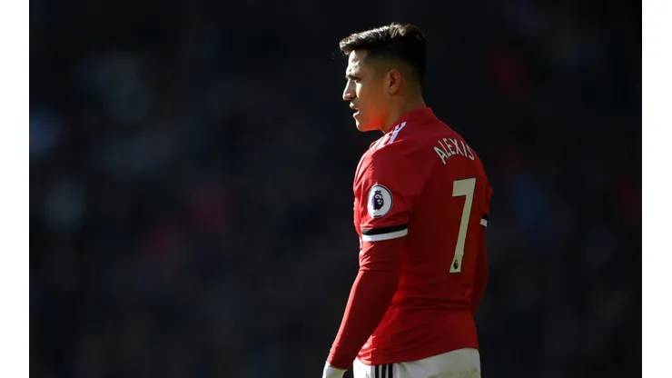 Alexis Sánchez con la piel de los Diablos Rojos