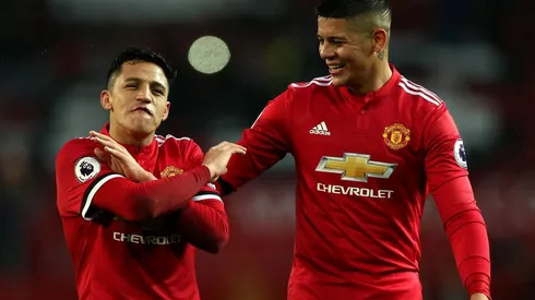 Alexis Sánchez se muere de risa con Rojo