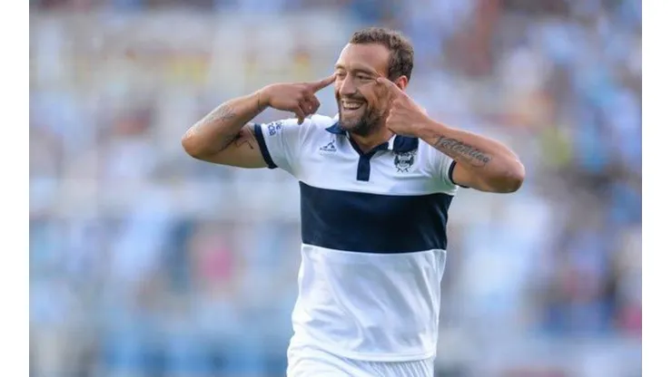 El volante la está rompiendo en Gimnasia