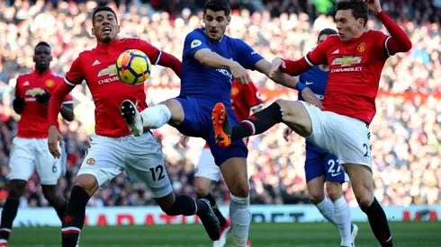 En Madrid lo hacía: Morata reventó el travesaño debajo del arco