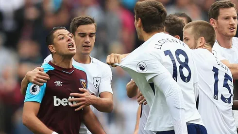 Chicharito fue nuevamente relegado al banquillo en un duelo importante