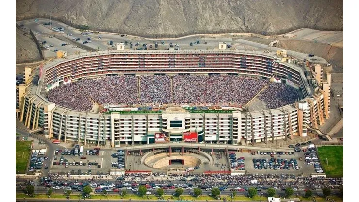 El estadio de Universitario podría ser el escenario.