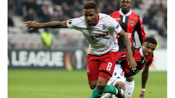 Otra pésima noticia para Gareca: se lesionó Farfán