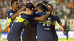 Los jugadores de Boca gritando el gol en Bánfield