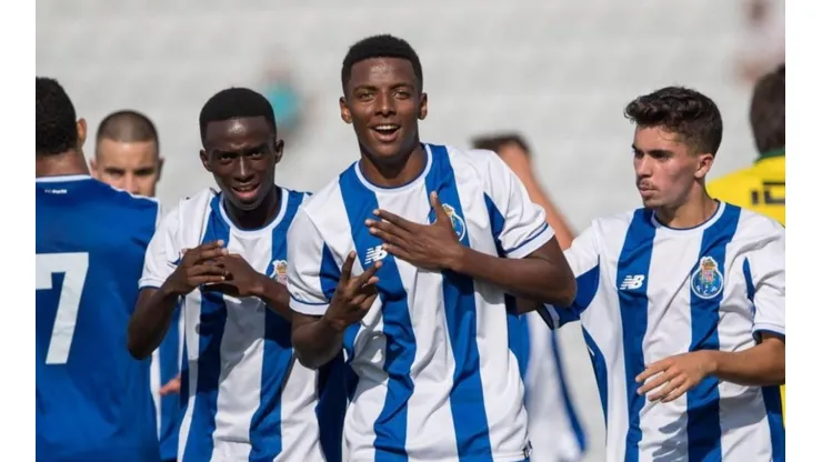 Maleck la rompe en las Fuerzas Básicos del Porto