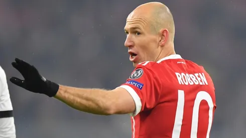 Robben ayer después de ingresar en el partido