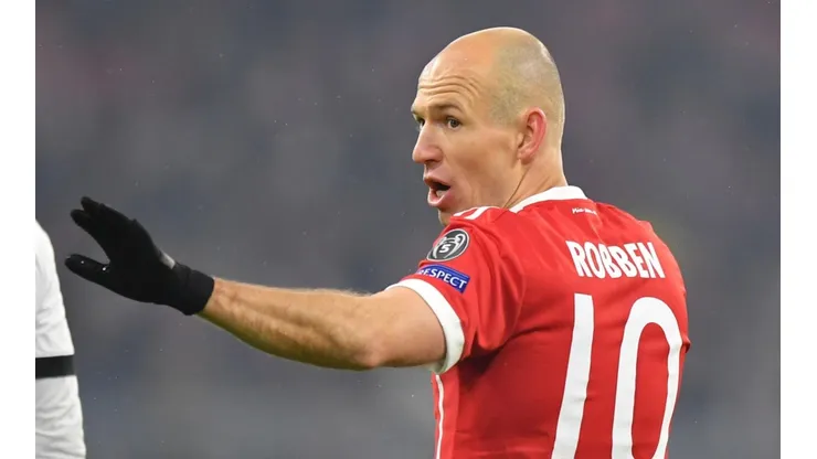 Robben ayer después de ingresar en el partido