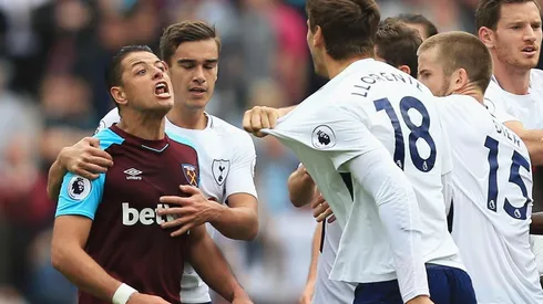 El equipo de Chicharito Hernández tiene que pelear por más temas que su permanencia en la Premier