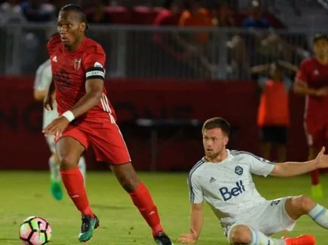 El saludo de Drogba para Hernán Barcos y Liga de Quito