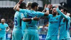 Los jugadores de Barcelona celebran el triunfo.