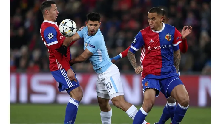El Manchester City vence al Basilea con un golazo del Kun Sergio Agüero