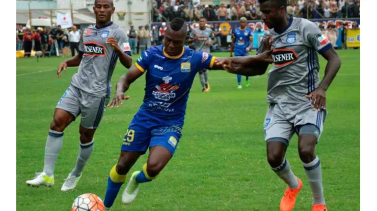 El exdelantero de Delfín buscará terminar el básico para tener un título primario.