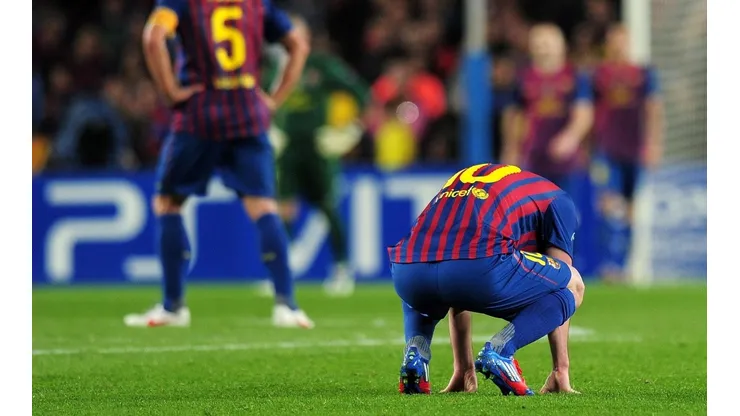 SIN CONSUELO. Lionel Messi tras estrellar contra el travesaño el que pudo ser el penal de la clasificación (Foto: Getty).