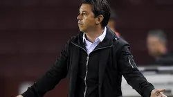 Marcelo Gallardo no encontró respuestas en el partido ante Lanús.