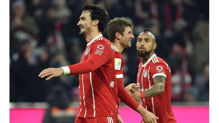 SONRÍEN LOS BÁVAROS. Bayern Múnich venció al Schalke 04 y sacó una gran ventaja por la Bundesliga.