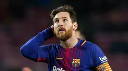 MIRA LA REPE. Lionel Messi como capitán en la ida contra Valencia por la Copa del Rey.