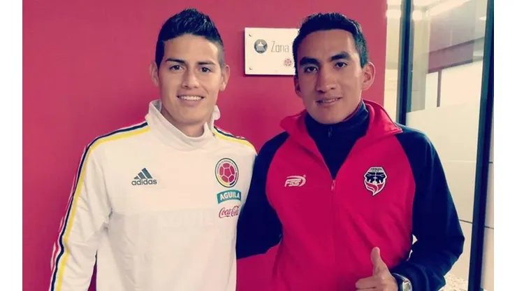 Revolución cafetera: el equipo colombiano que llenó su camiseta de emojis