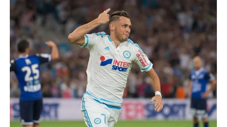 Ocampos celebra un gol con la camiseta de Olympique de Marsella.