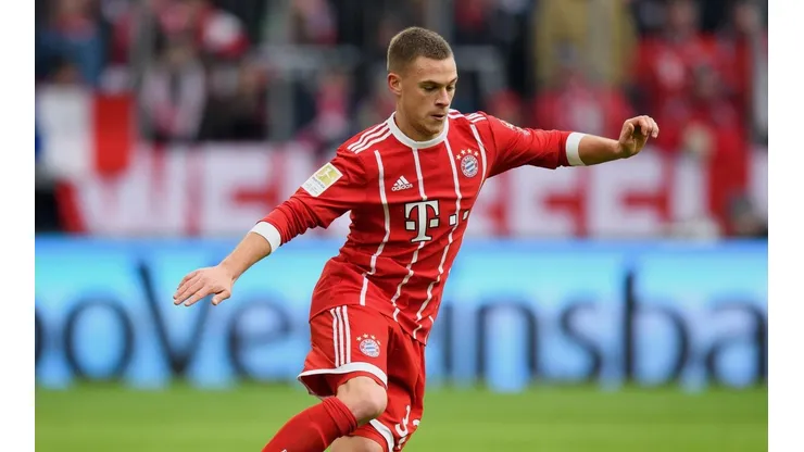 ¡KAME HAME HA! Kimmich no necesita poderes para demostrar su jerarquía partido a partido.