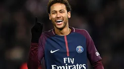 FELIZ. Neymar sonríe en un partido del Paris Saint-Germain por la Ligue