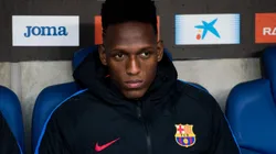 Yerry Mina se quedó en el banco en un Derbi bajo la lluvia.