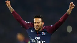 ¡FIESTA! Ney celebró sus 26 por adelantado con todo tipo de artistas.