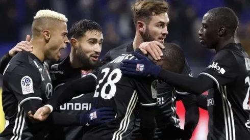 ¿Qué le pasó al arquero del Mónaco?: Dudó y se lesionó en el gol de Mariano para el Lyon