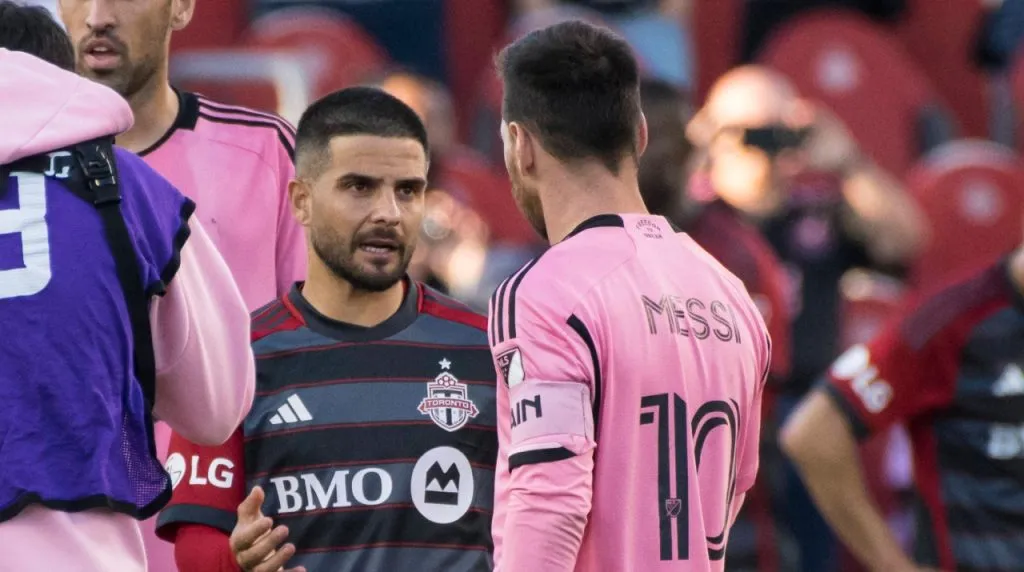 Lorenzo Insigne y Lionel Messi. (Foto: Imago)
