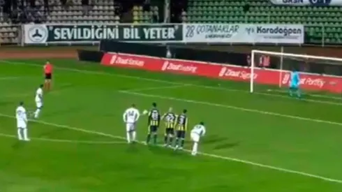 Tremendo penal insólito