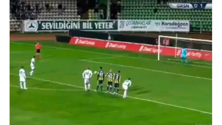 Tremendo penal insólito