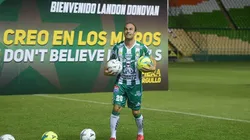 Landon Donovan en su presentación como nuevo jugador del León