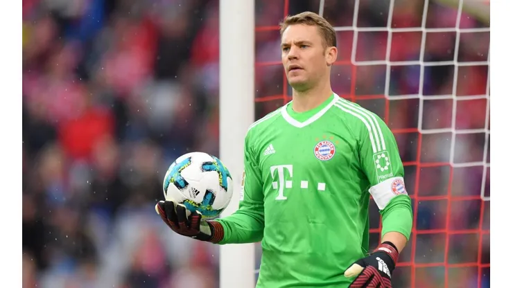 Manuel Neuer continúa recuperándose de su lesión.