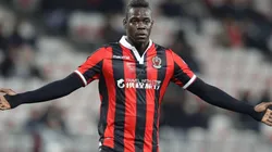 EL BUEN MARIO. Balotelli abre los brazos en el partido del Nice por la Ligue 1.