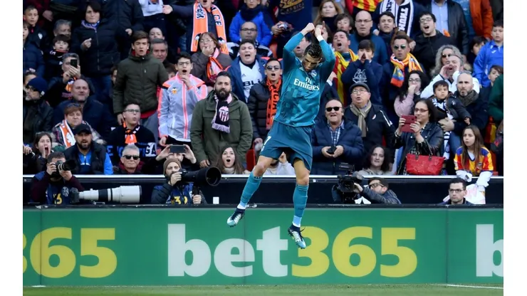 Cristiano marcó por duplicado en Mestalla.