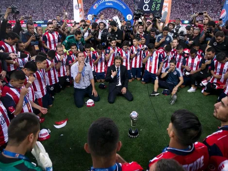 ¡De película! La presentación del plantel de Chivas, en un cine