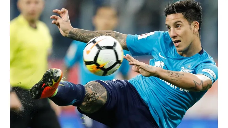 Sebastián Driussi no se adapta al fútbol ruso.