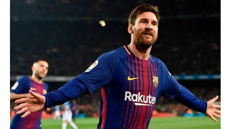 EL DIEZ. Lionel Messi celebra la remontada del Barcelona ante Espanyol para meterse en las semis de la Copa del Rey.