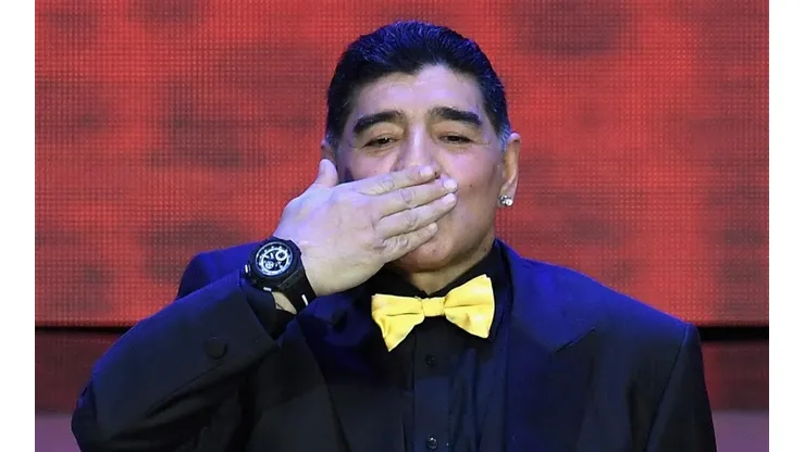 La foto de Maradona con Dalma en Emiratos Árabes