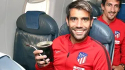 MATE PARA EL VIAJE. El presente de Augusto Fernández en el vestuario del Atlético Madrid parece acabado.