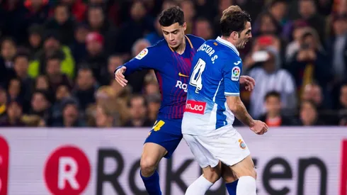 MÁGICOUTINHO. El brasilero tiró un caño y el estadio deliró.