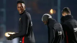 EL NUEVO. Yerry Mina ya se acopló a los entrenamientos del Barcelona y empezó a mostrar su talento.