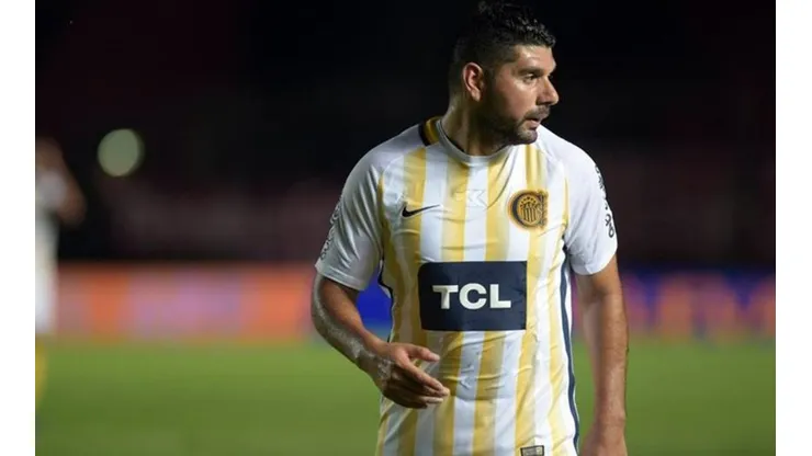 Néstor Ortigoza regresó a Argentina para sumarse a Rosario Central.