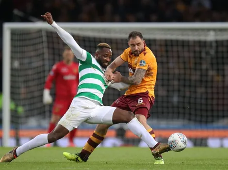 A lo Manchester United: la presentación del nuevo refuerzo del Motherwell